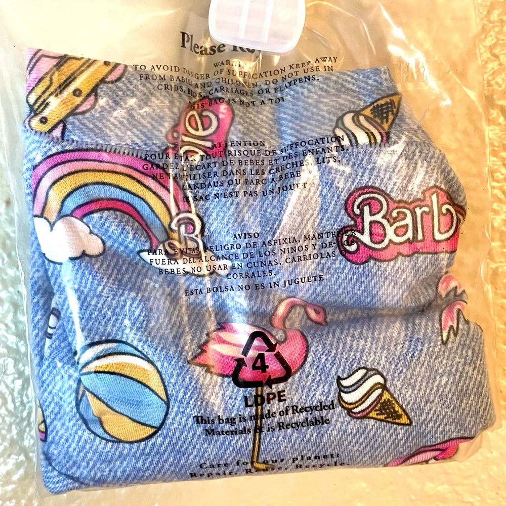 MeUndies Feel Free Hipster Barbie Movie print size Large